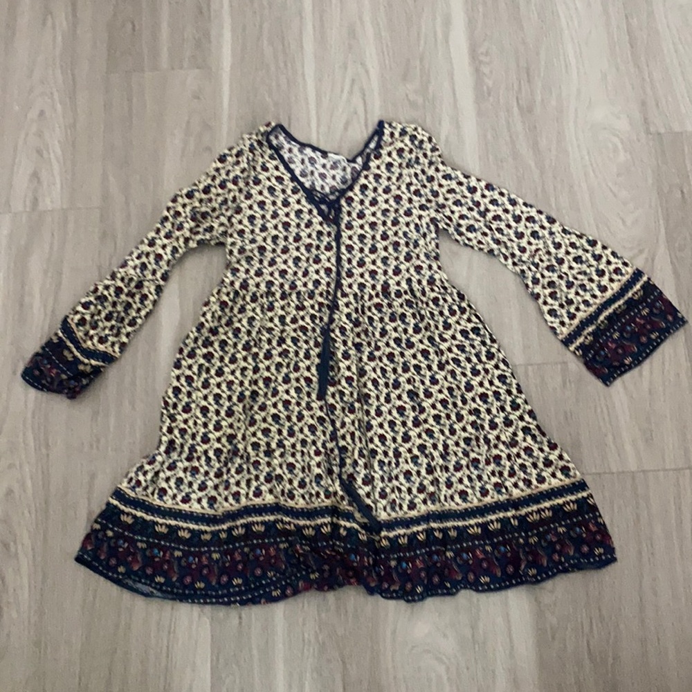 Cute dress!!